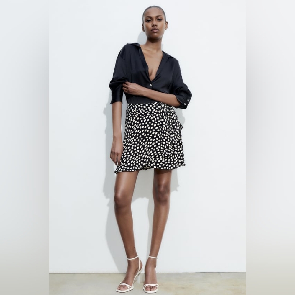 NWOT Zara Polka Dot Mini Skirt High Waisted Medium